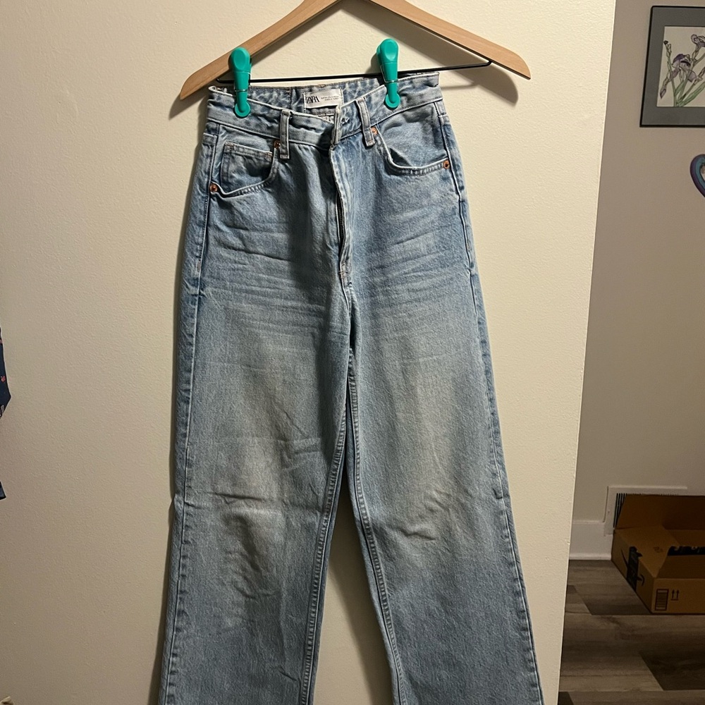 Classic Light Blue Women's Jeans